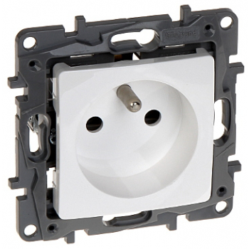 GNIAZDO POJEDYNCZE LE-764540 Niloe 230&nbsp;V 16&nbsp;A LEGRAND
