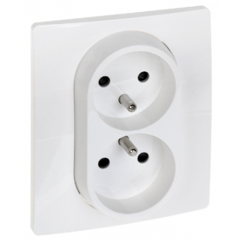 GNIAZDO PODWÓJNE LE-764541 Niloe 230&nbsp;V 16&nbsp;A LEGRAND